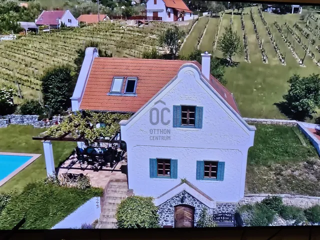 Eladó telek Balatongyörök 2706 nm