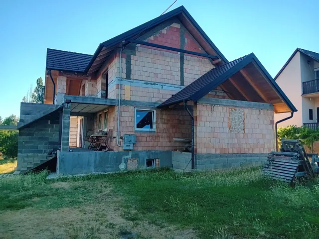 Eladó ház Cserszegtomaj 180 nm