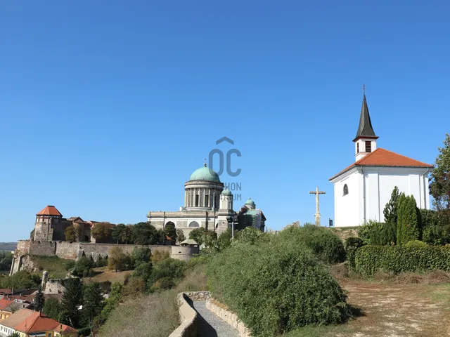 Eladó ház Esztergom 545 nm