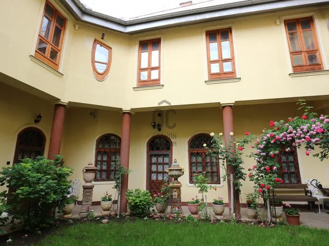 Eladó ház Esztergom 545 nm