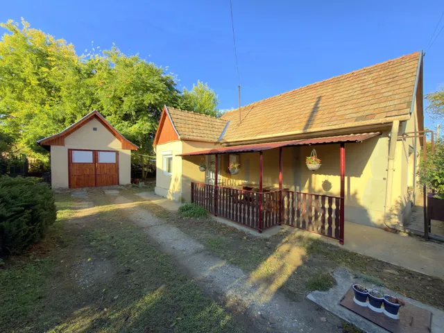 Eladó ház Erdőkertes 74 nm