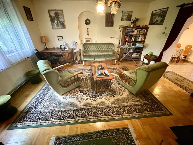 Eladó ház Budapest XV. kerület, Rákospalota 180 nm