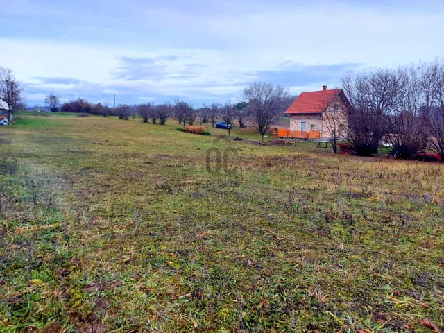 Eladó telek Balatonlelle 3582 nm