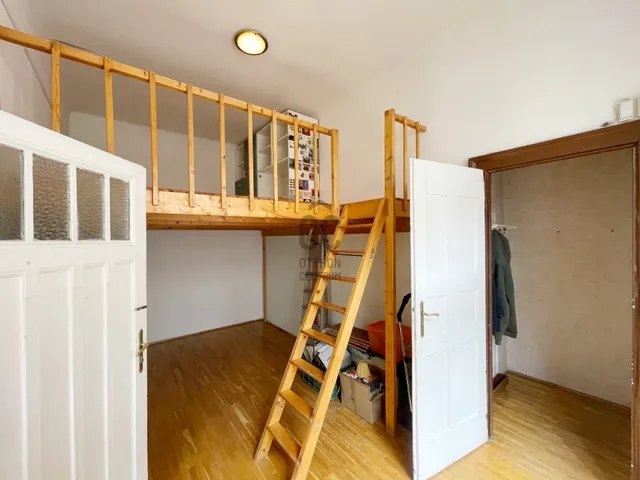 Eladó lakás Budapest VI. kerület 82 nm