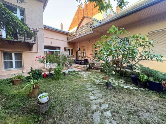Eladó lakás Budapest IV. kerület, Újpest 180 nm
