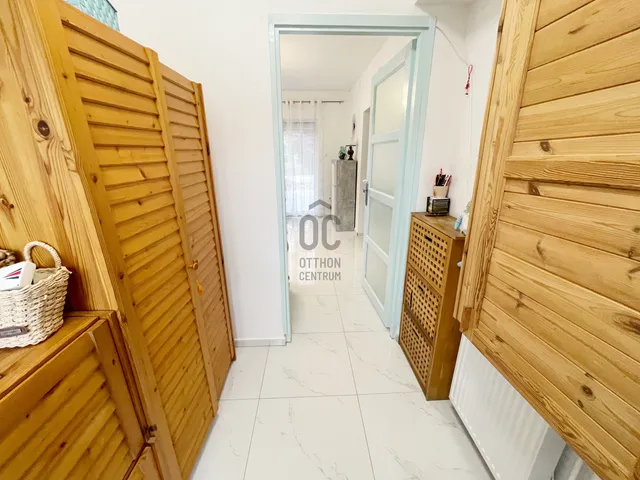 Eladó ház Veresegyház, Tópart 90 nm