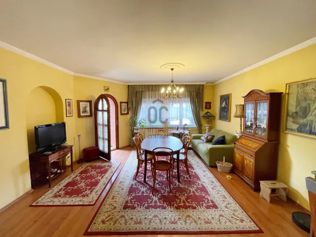 Eladó ház Erdőkertes 205 nm