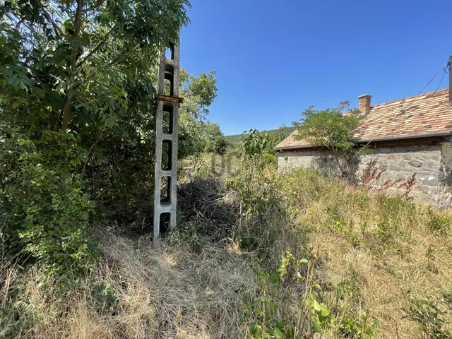 Eladó telek Szentendre, Pismány 3301 nm