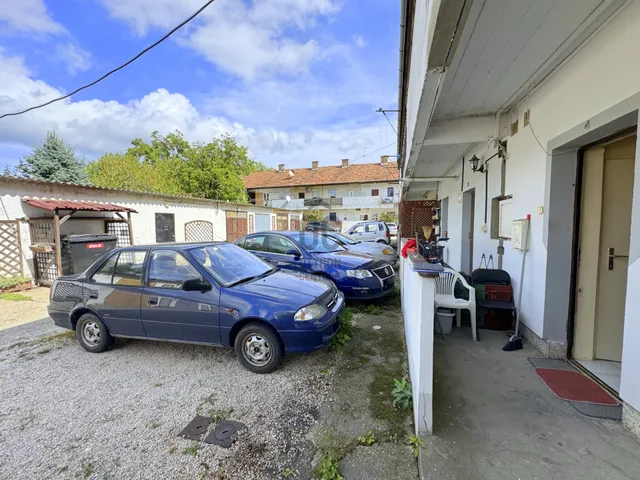 Eladó lakás Szentendre, Dózsa György út 37 nm