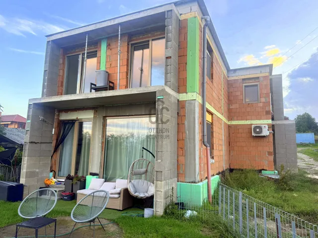 Eladó ház Vác, Törökhegy, Basa köz 160 nm