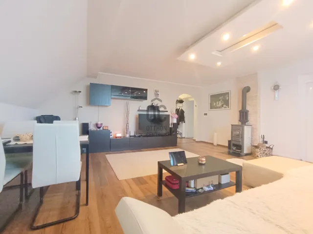 Eladó ház Csömör 210 nm