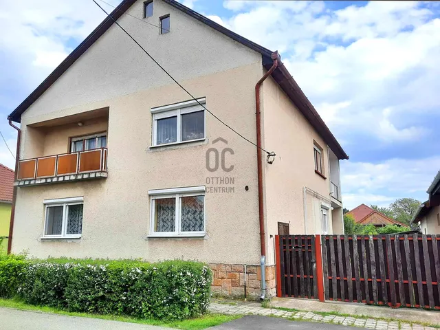 Eladó ház Kismaros 201 nm