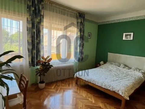 Eladó ház Kismaros 201 nm