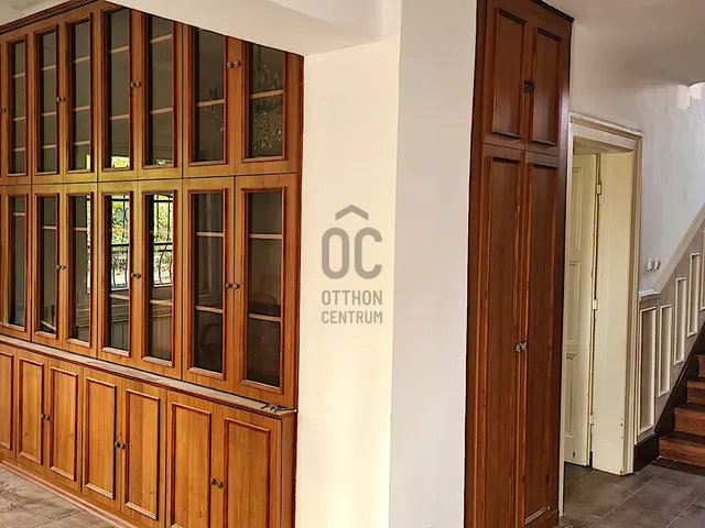 Eladó ház Szentendre, Pismány 263 nm