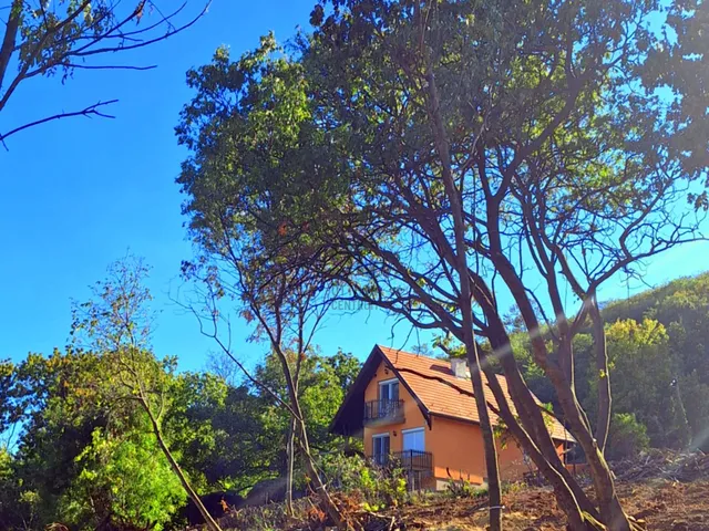 Eladó ház Szentendre, Szirom utca 71 nm