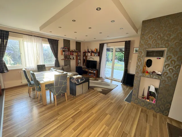 Eladó ház Erdőkertes 190 nm