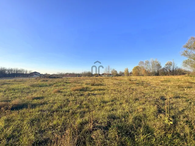 Eladó telek Szada 1662 nm