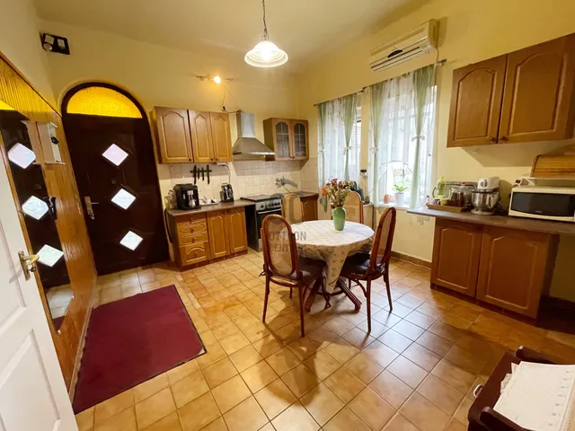 Eladó ház Budapest XVII. kerület, Rákoscsaba 211 nm