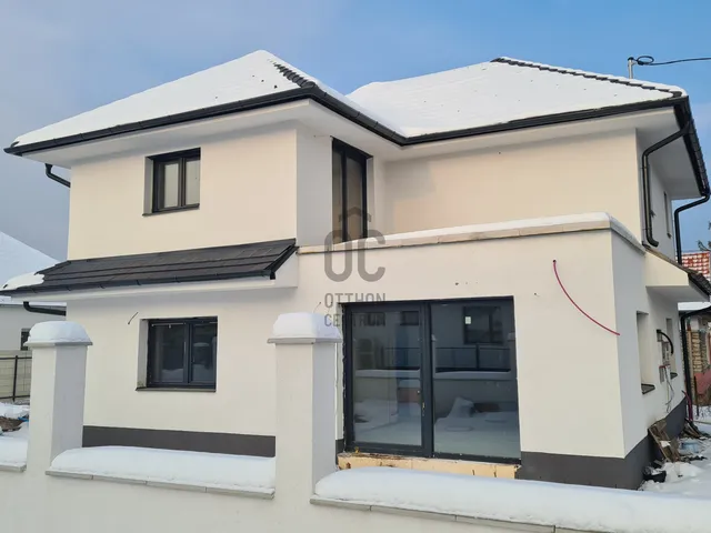 Eladó ház Pomáz 140 nm