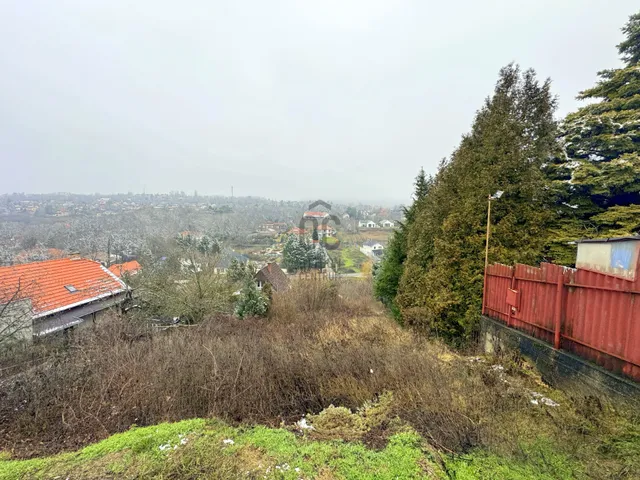 Eladó telek Szada 1494 nm