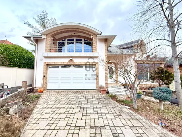 Eladó ház Dunakeszi 287 nm