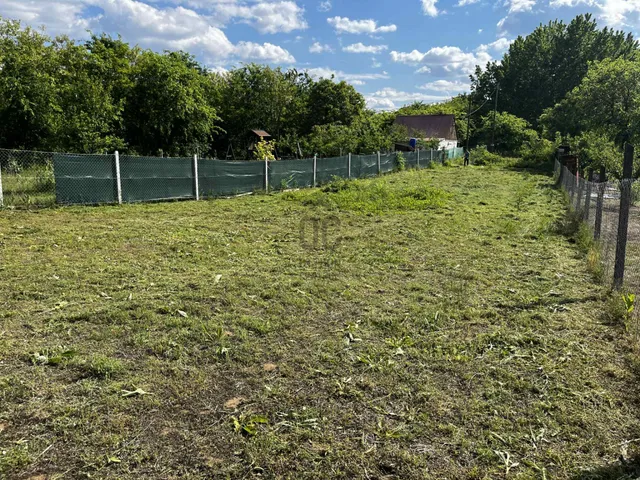 Eladó telek Tóalmás 695 nm