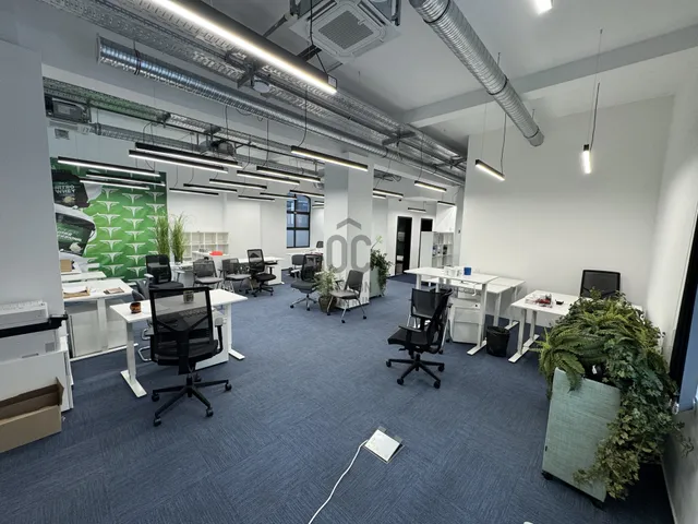 Kiadó kereskedelmi és ipari ingatlan Budapest IV. kerület, Újpest 145 nm