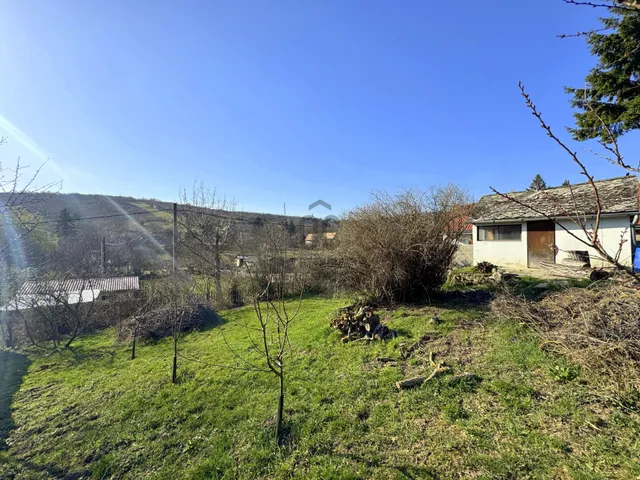 Eladó telek Vác, Gombás, Patakvölgyi út 2178 nm