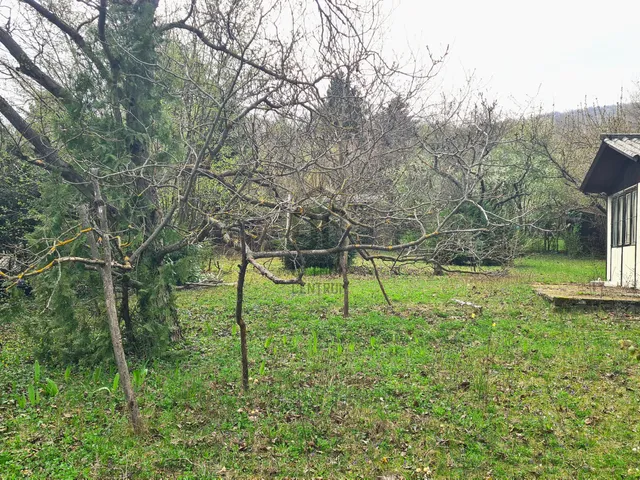 Eladó telek Szentendre 782 nm