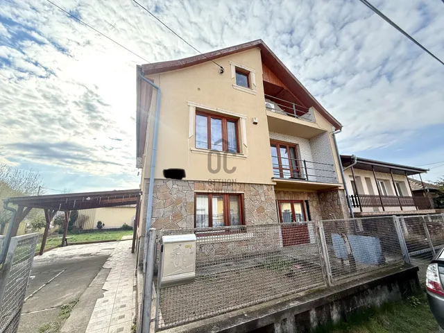 Eladó ház Veresegyház, Laposok 217 nm