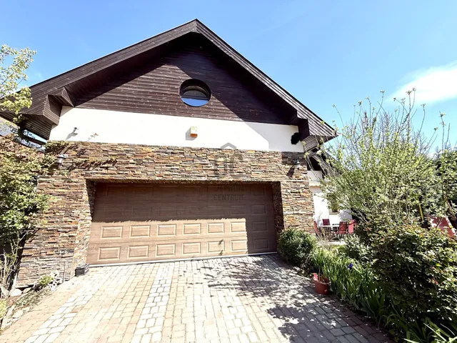 Eladó ház Pomáz 170 nm