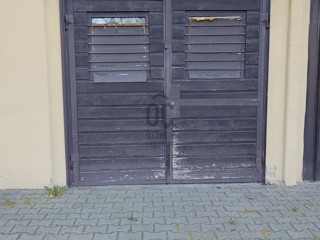 Eladó garázs Budapest IV. kerület, Káposztásmegyer 13 nm