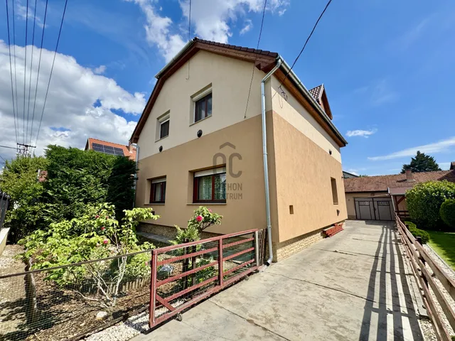 Eladó ház Budapest XVII. kerület, Akadémia-Újtelep 162 nm