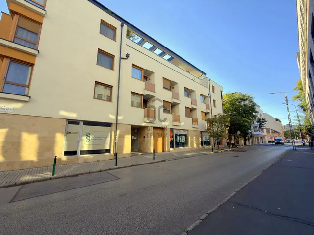 Kiadó lakás Budapest IV. kerület, Újpest, Petőfi utca 37 nm
