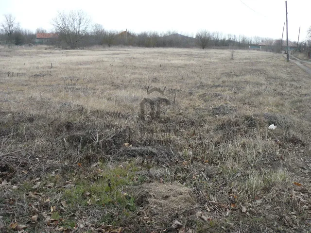 Eladó telek Vác, Csatamező 5299 nm