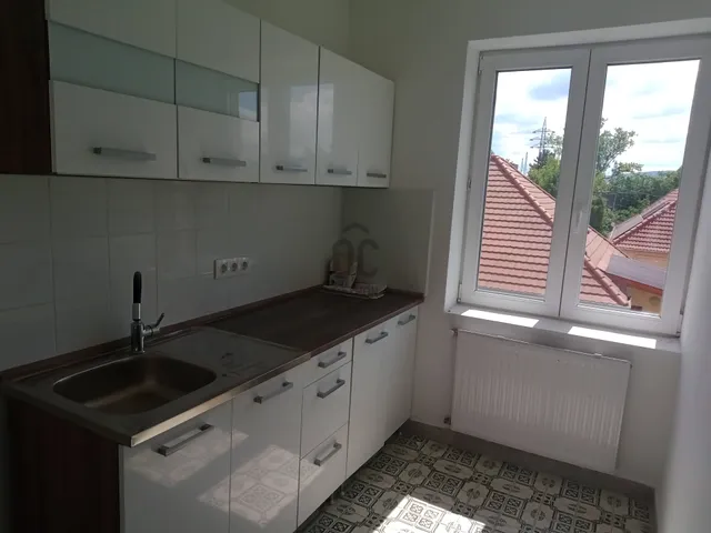 Eladó ház Vác 132 nm