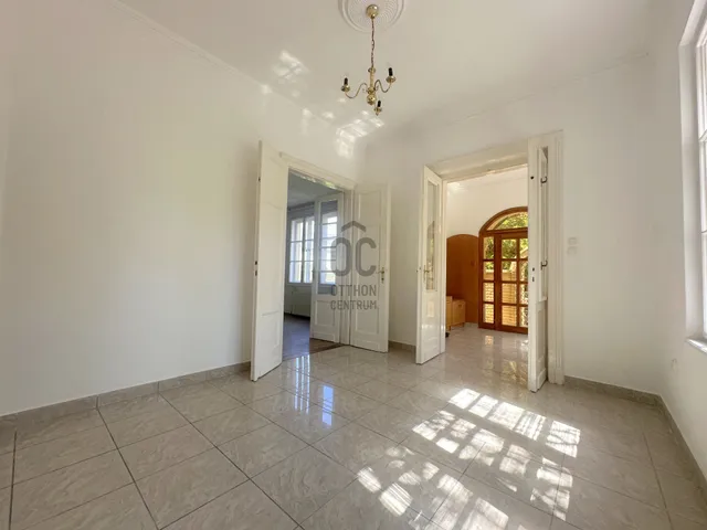 Kiadó ház Göd 171 nm