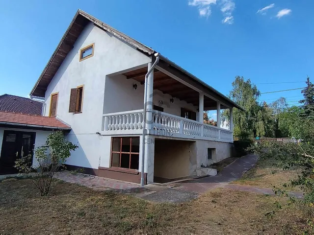 Eladó ház Veresegyház, Öreghegy 140 nm