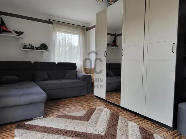 Eladó lakás Vác, Deákvár 62 nm