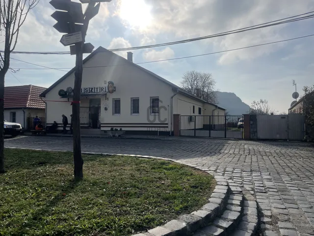 Eladó kereskedelmi és ipari ingatlan Márianosztra 198 nm