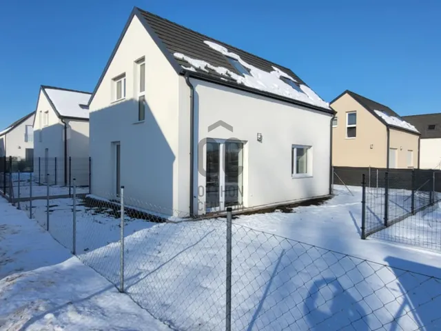 Eladó ház Vác, Alsóváros 96 nm