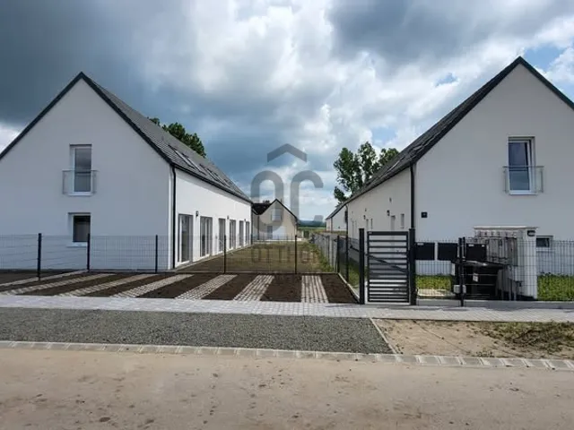 Eladó ház Vác, Alsóváros 84 nm