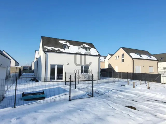 Eladó ház Vác, Alsóváros 96 nm