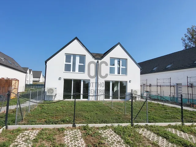 Eladó ház Vác, Alsóváros 73 nm