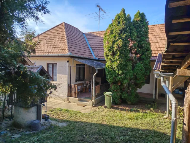 Eladó ház Püspökszilágy 79 nm