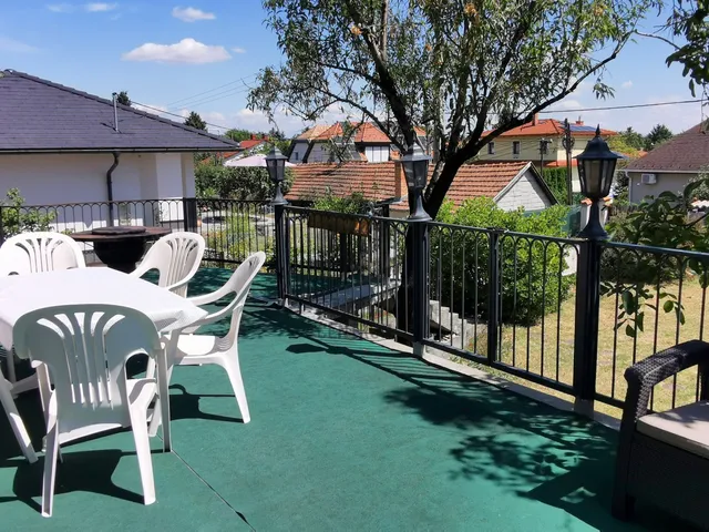 Eladó ház Budapest XXII. kerület, Baross Gábor telep 220 nm