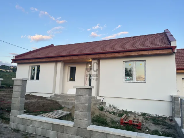 Eladó ház Szada 135 nm