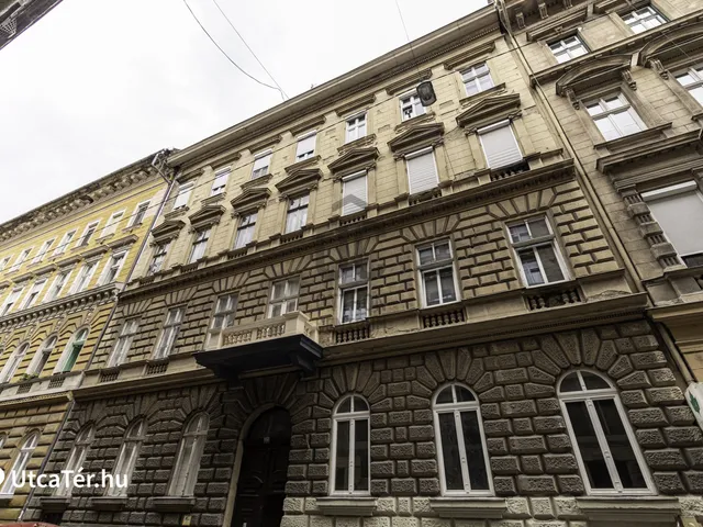 Eladó kereskedelmi és ipari ingatlan Budapest VI. kerület 72 nm