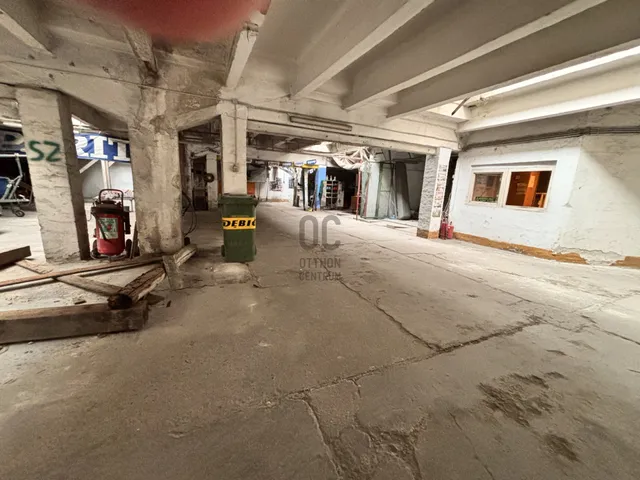 Eladó kereskedelmi és ipari ingatlan Budapest XI. kerület, Szentimreváros 806 nm