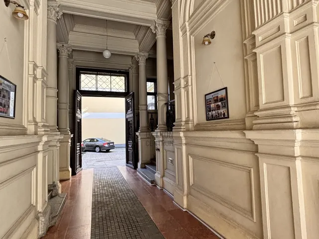 Eladó kereskedelmi és ipari ingatlan Budapest IX. kerület, Belső Ferencváros 1335 nm